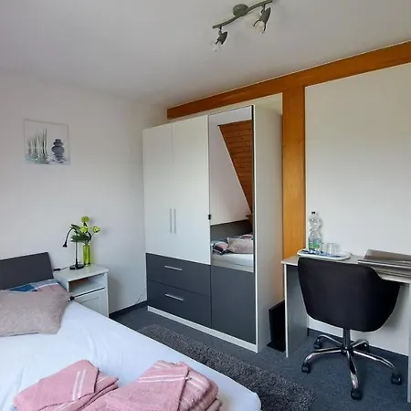 Cosy Retreat In Homestay