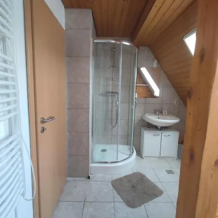 Проживание в семье Cosy Retreat In