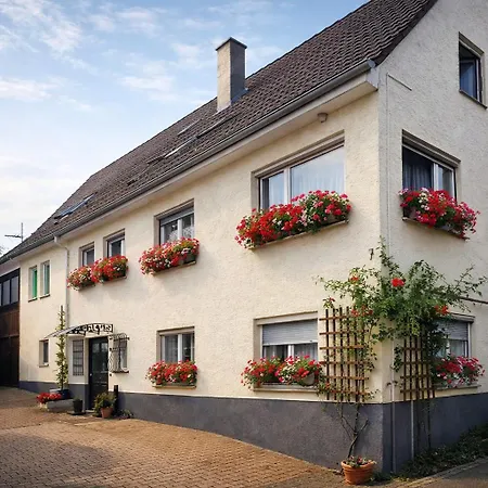 Cosy Retreat In *